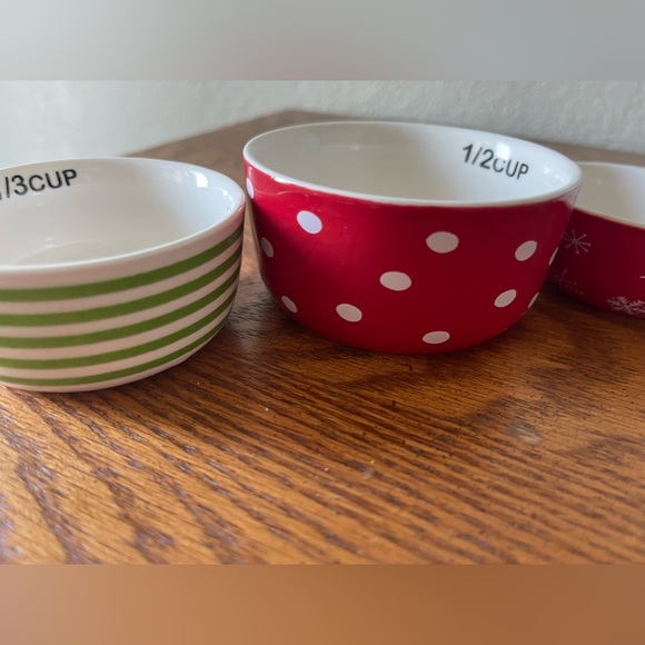 Holiday Time Christmas ELF Measuring Cups Graduated 4 sizes NEW - Picture 8 of 9